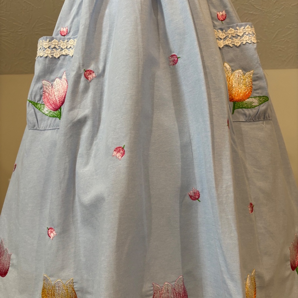 NWT! Lindy Bop Corinna Dress with Embroidered Flowers XS - Picture 5 of 12